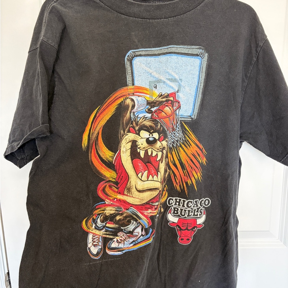 Chicago Bulls Tazmanian Devil Graphic Tee